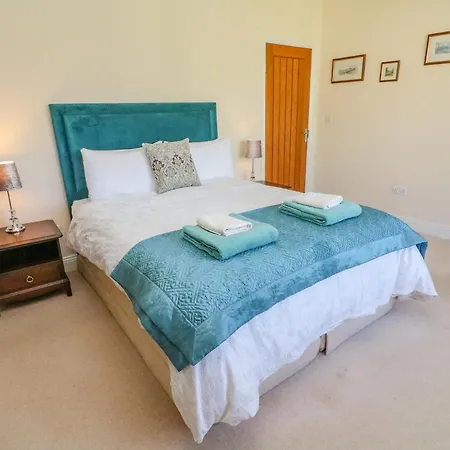 Two Acres Kendal